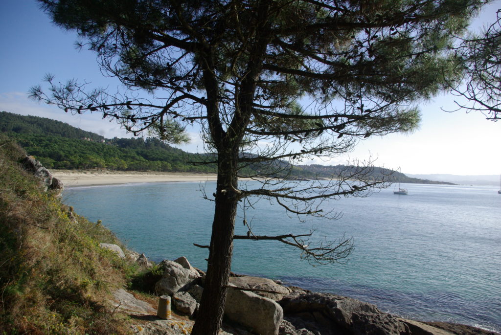 Notre mouillage vu du sentier côtier